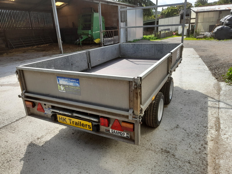Ifor Williams LM105 10ft Flatbed Trailer for Hire, Rear View, Optional Sides