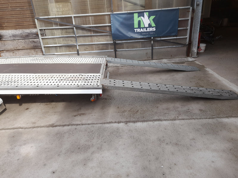 Woodford 18ft x 7ft Tri-Axle Car Transporter for Hire