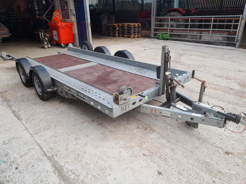 Brian James Car Transporter for Hire showing Winch
